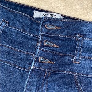 Refuge jeans